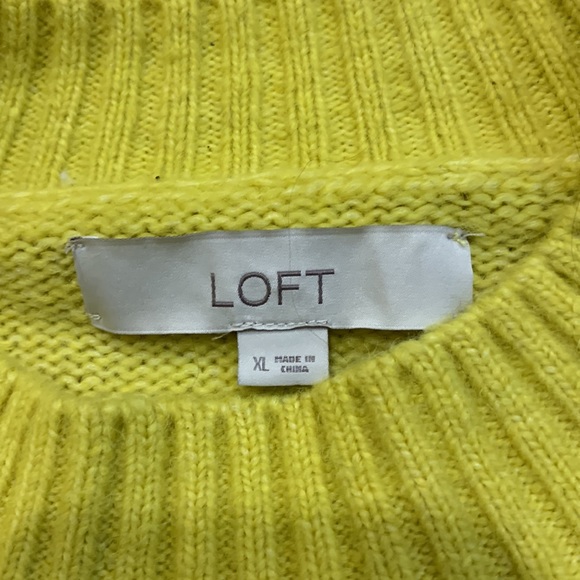 Loft XL Sweater in Excellent Condition - Picture 3 of 3